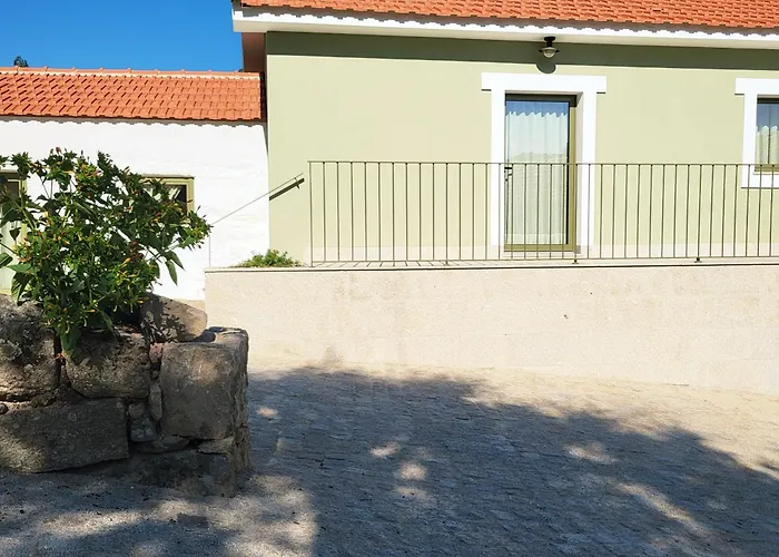 Quinta D'azenha * Sande (Porto)